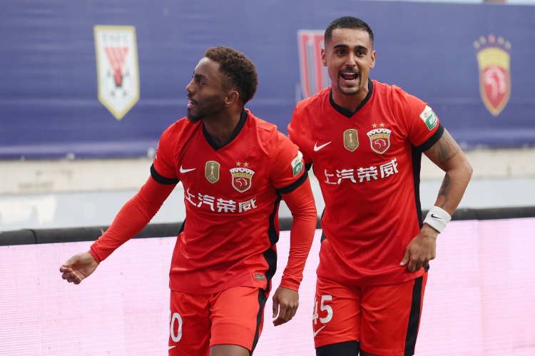 东体：多支中超球队冬窗有意加布里埃尔，但当时球员倾向等待海港